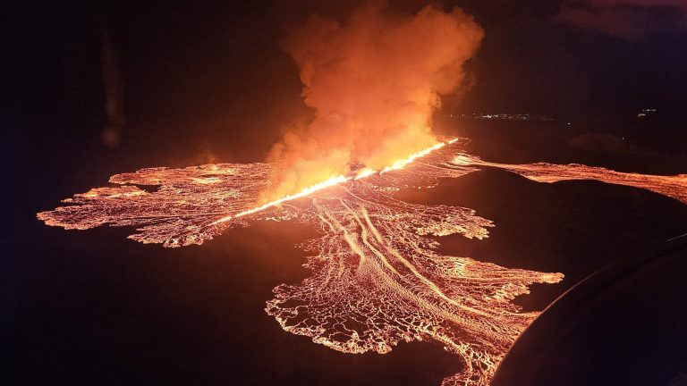 Reykjanes Eruption November 2024 - photo 3
