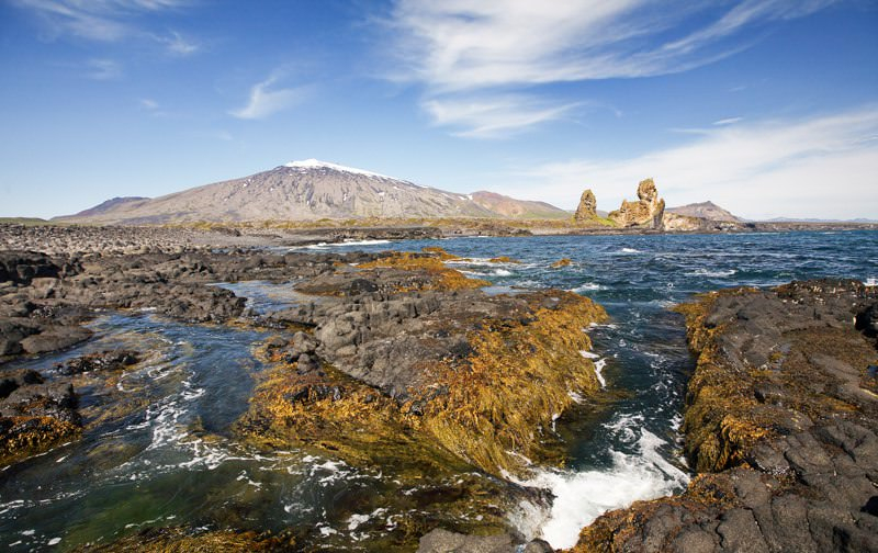 RE17_001-2 Aliens and Iceland